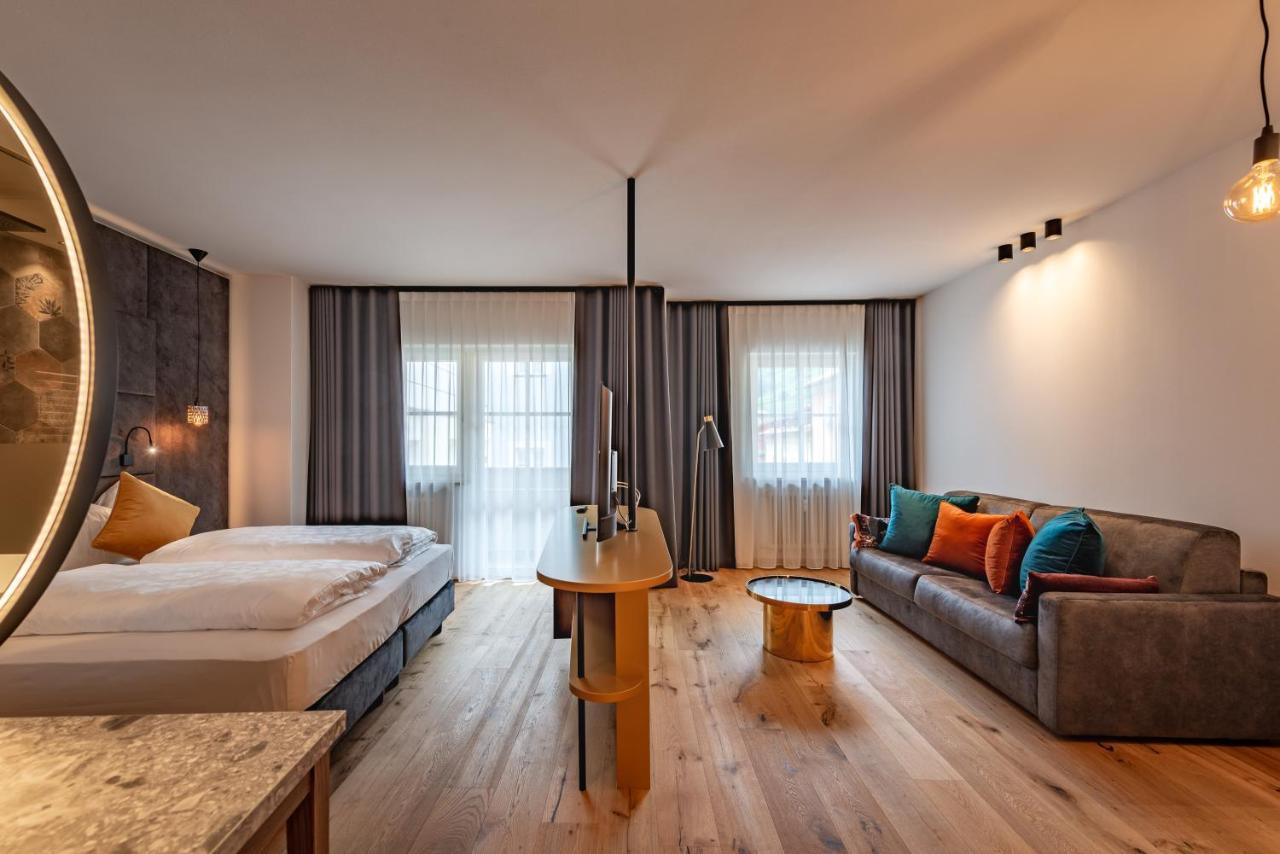 Hotel Goldene Traube Термено Экстерьер фото