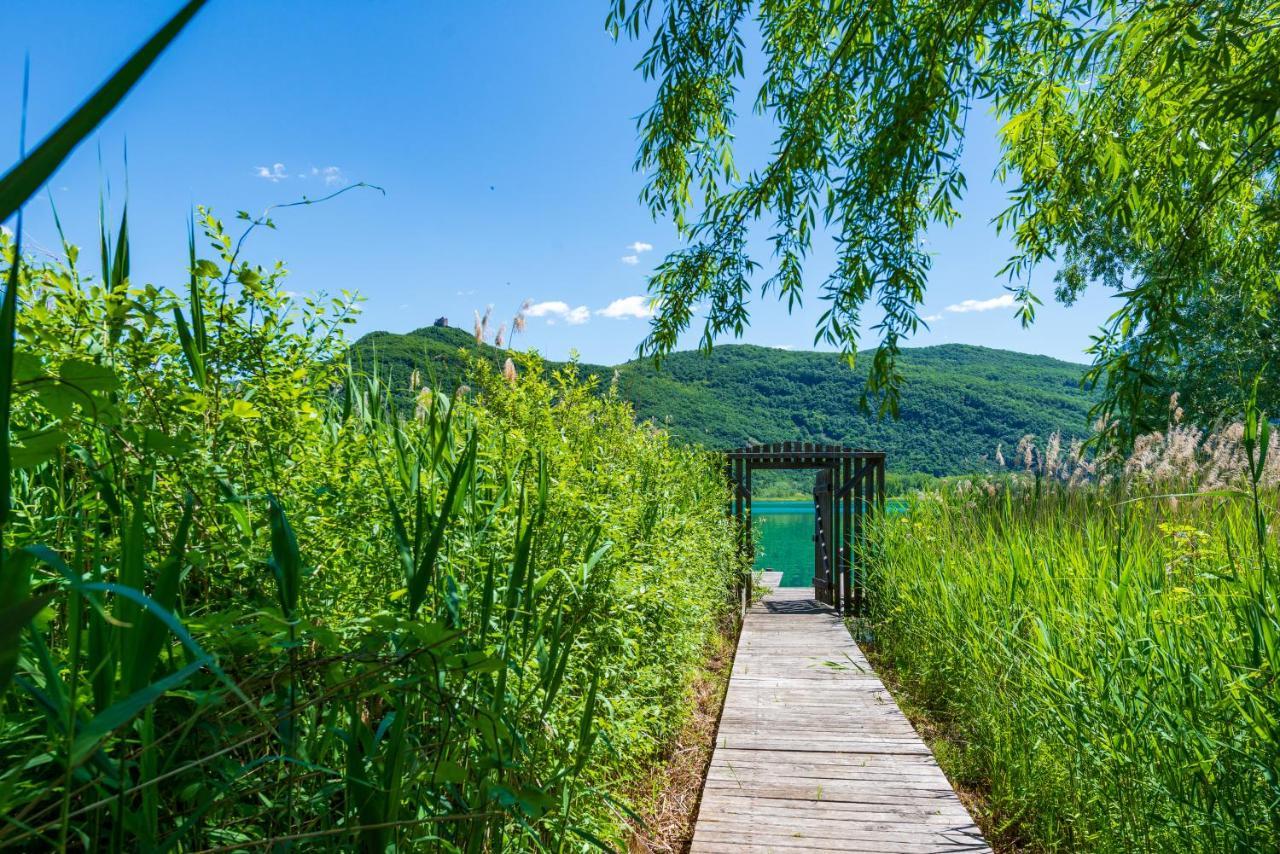 Hotel Goldene Traube Термено Экстерьер фото
